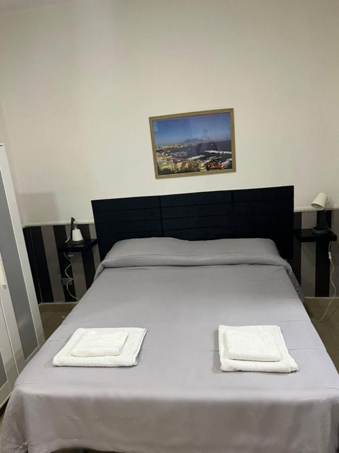 Casa Vacanza Da Totore เนเปิลส์ ภายนอก รูปภาพ